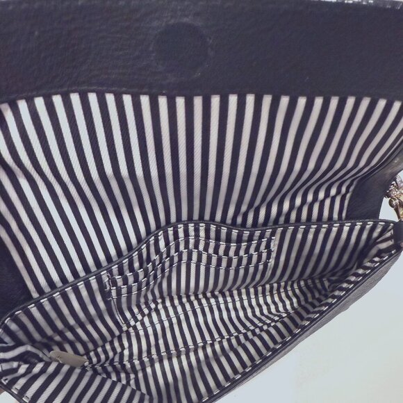 kate spade new york Small Black Leather Purse/Wristlet EUC - Picture 4 of 8
